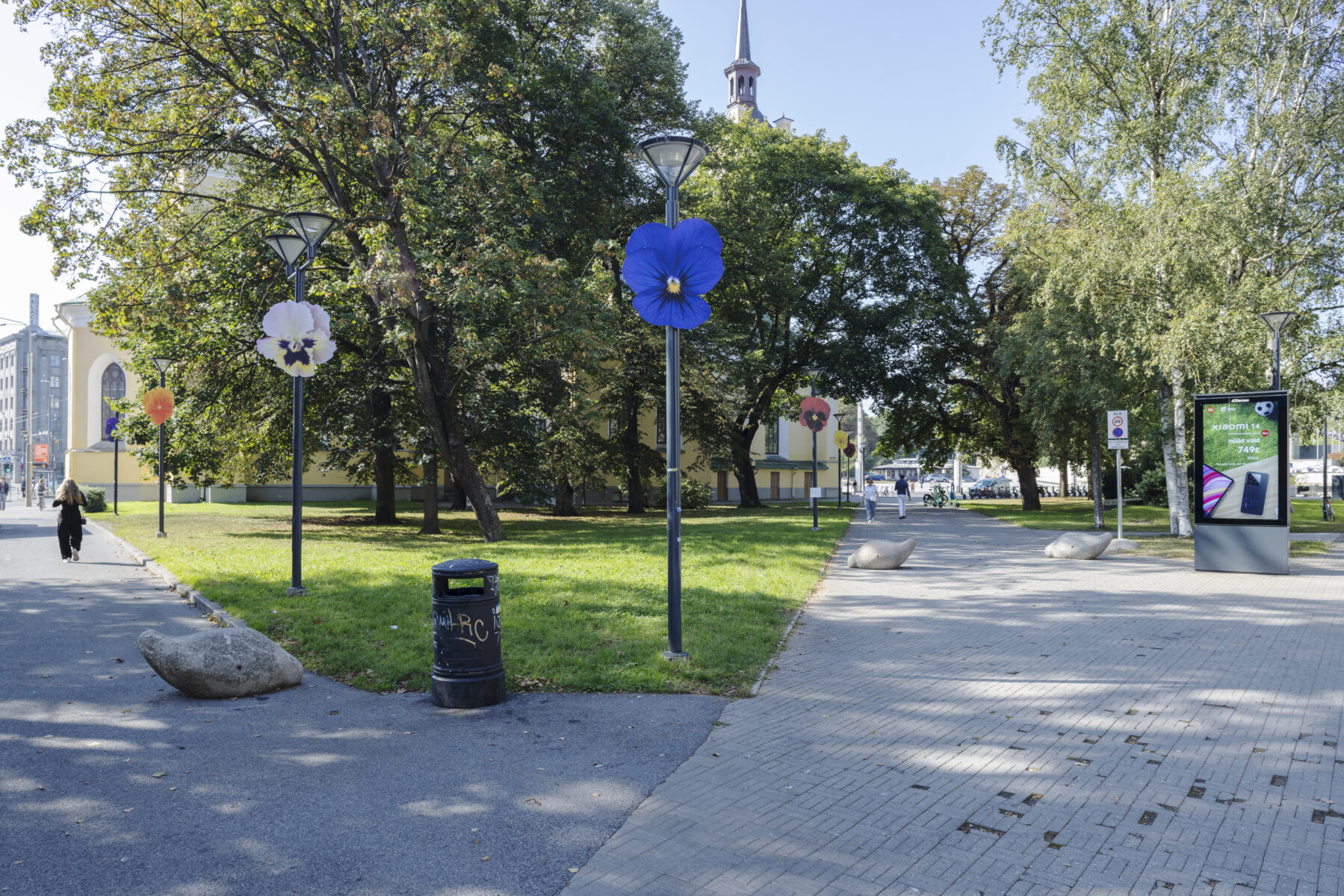 _E6A0519_Linnagalerii_Koht_oo_ja_paeva_vahel_2024_photo_Paul_Kuimet